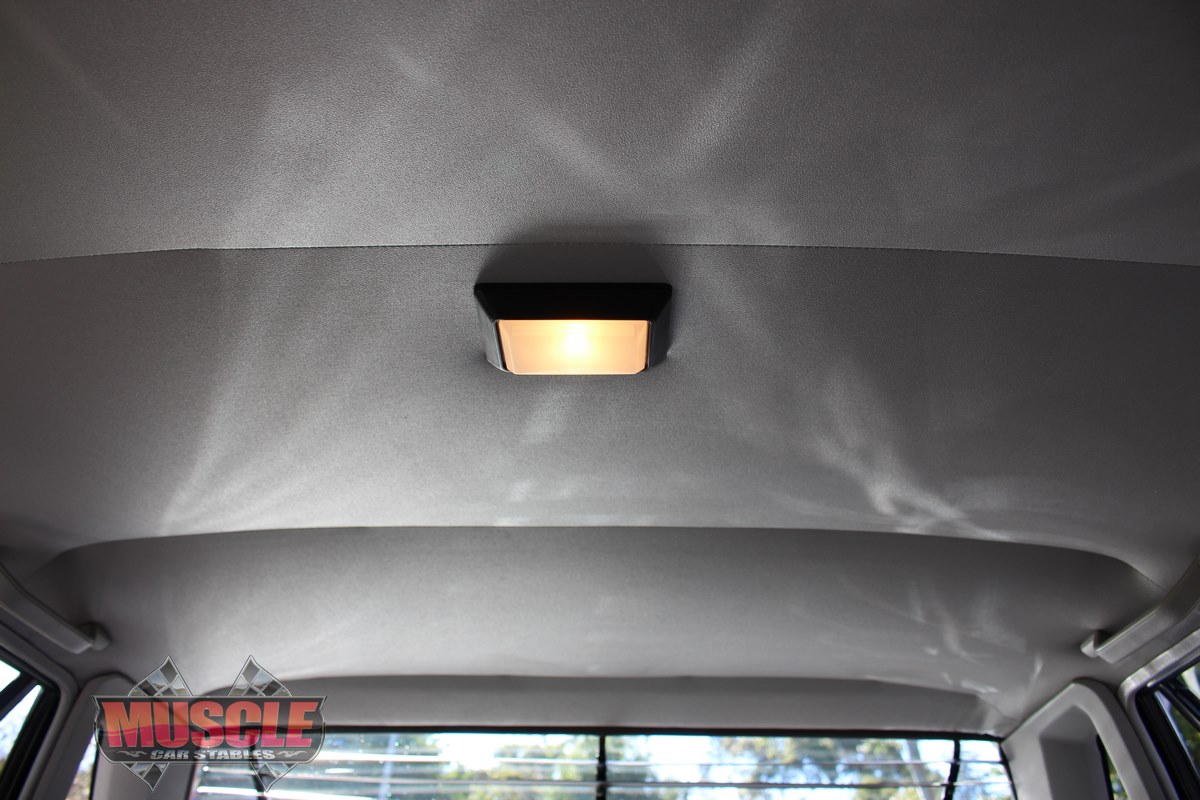 HDT VL SS Group A interior