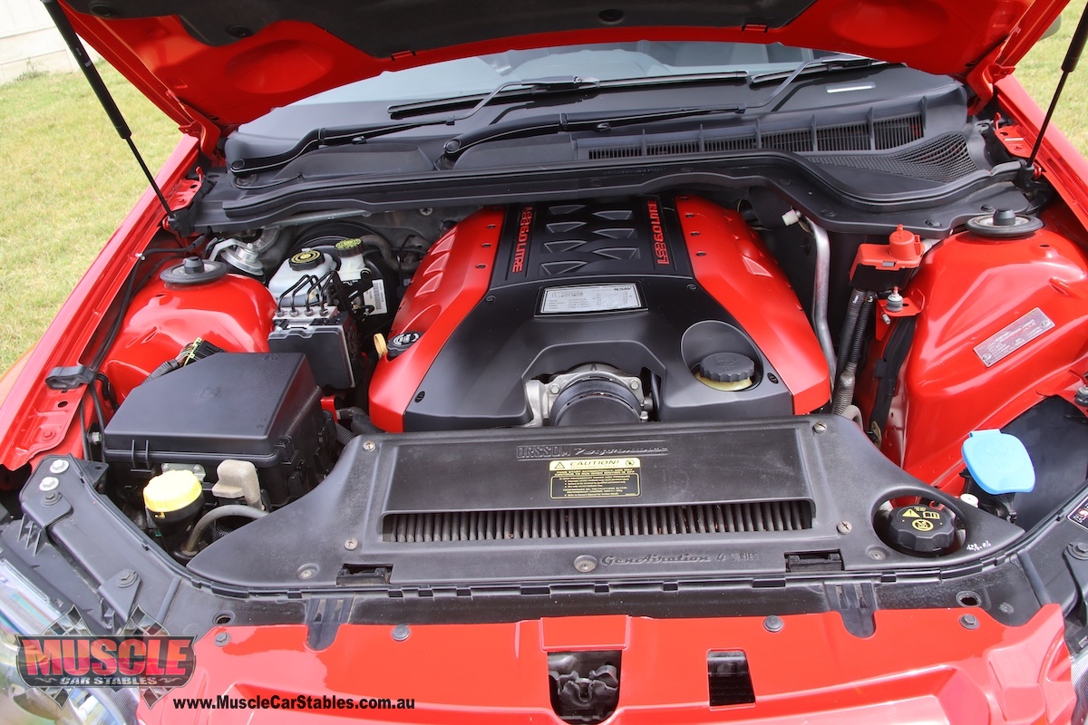 2008 VE Clubsport R8 engine bay